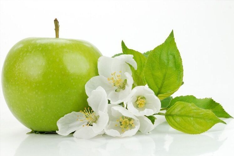 Es ist erlaubt, Äpfel in eine Buchweizendiät zur Gewichtsreduktion aufzunehmen