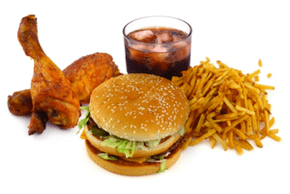 Fast Food ist bei Pankreatitis kontraindiziert