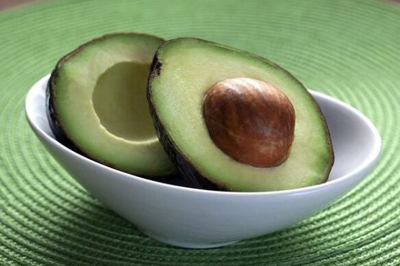 Avocado, enthaltend Omega-3-Fettsäuren, in der Ernährung von Abnehmwilligen